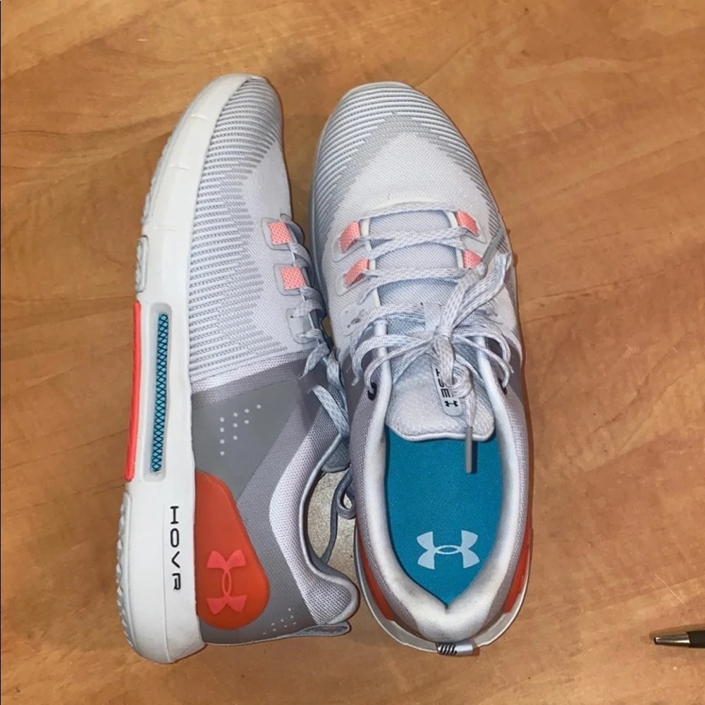 Under Armor Women’s sneakers